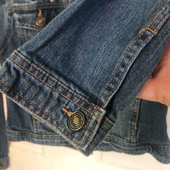 Roebuck & Co. Girl's Embroidered Flowers Jean Jacket Front Pockets Medium 10/12 - Picture 7 of 9